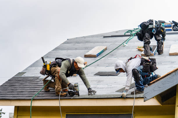 Professional Roofing technician working in Teaneck, NJ
